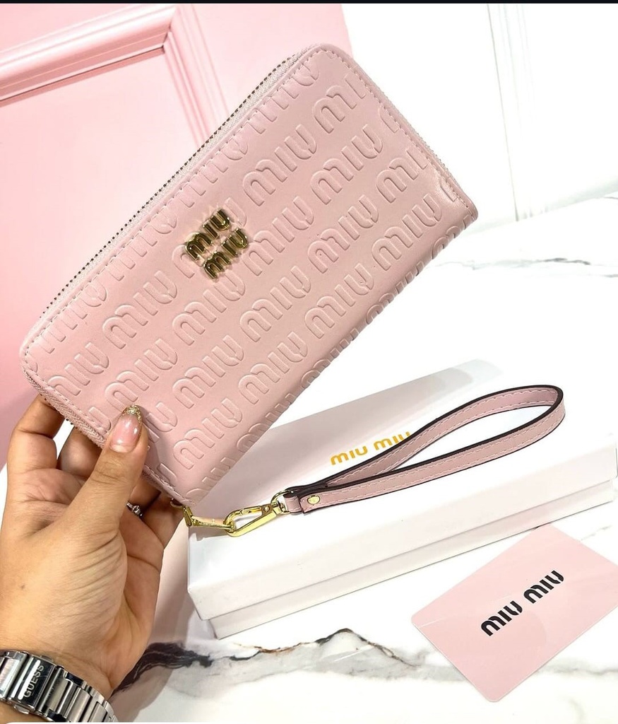 BILLETERA GRANDE DAMA MIU MIU
