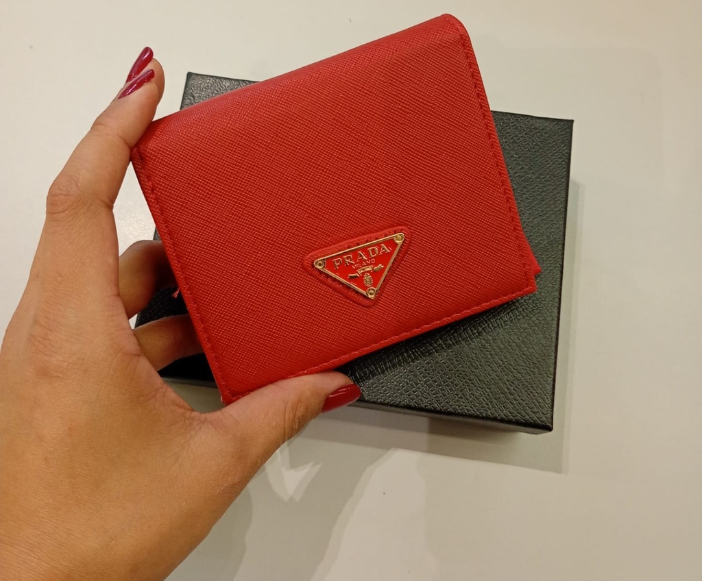 BILLETERA TARJETERO PRADA